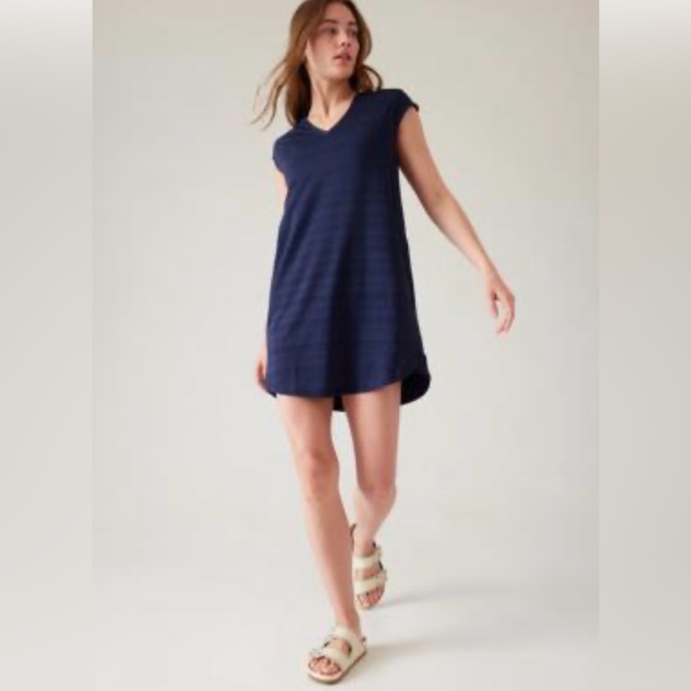 Athleta Pacifica Athletic Dress‎ Size XS Breathable Sporty Activewear Leisure